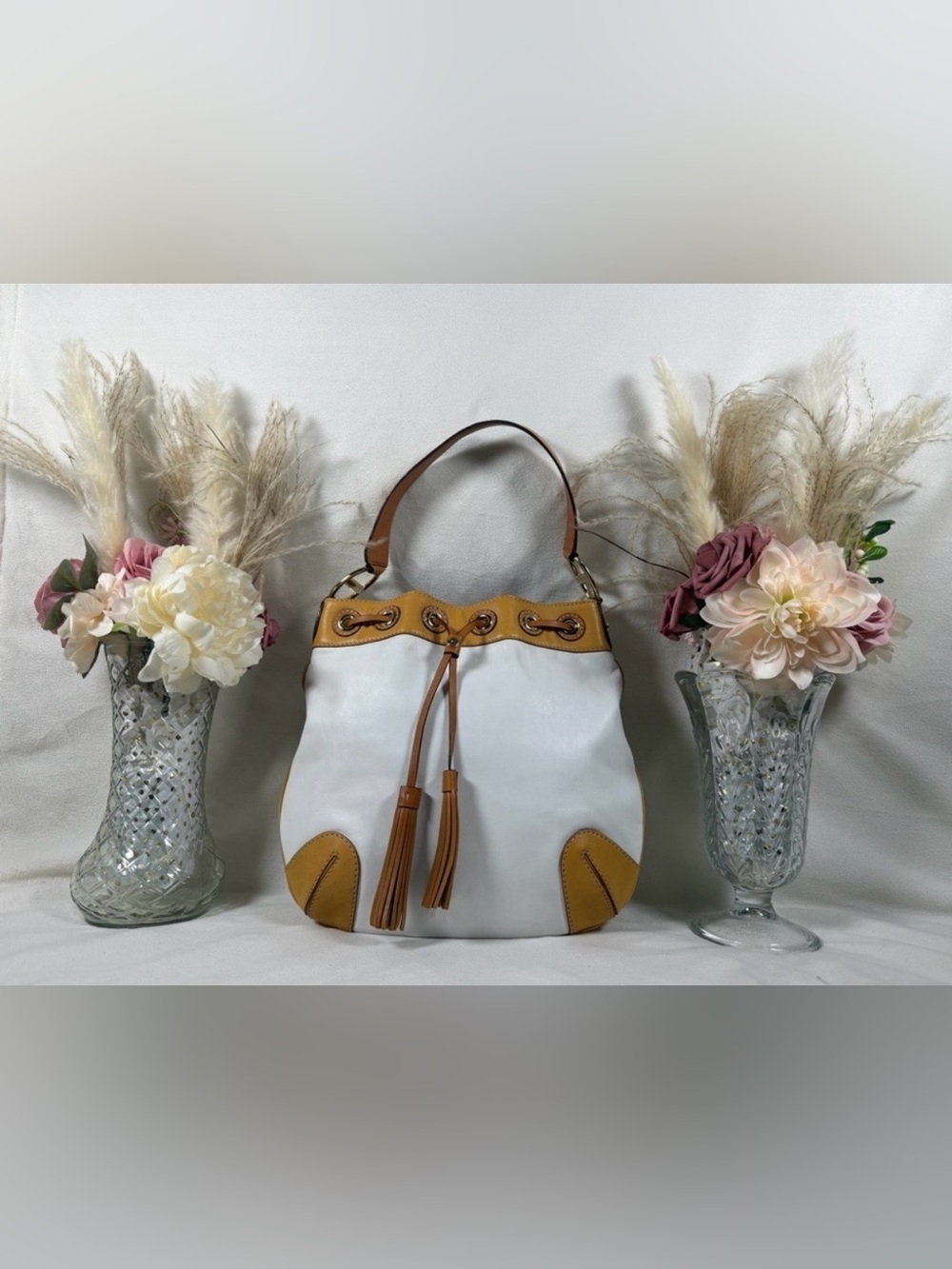 Michael Kors Griffin Hobo Drawstring Bucket Bag color-blocked white and tan